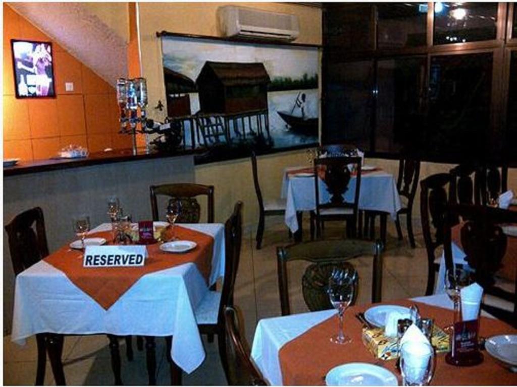 Sir Max Hotel Kumasi Exterior foto